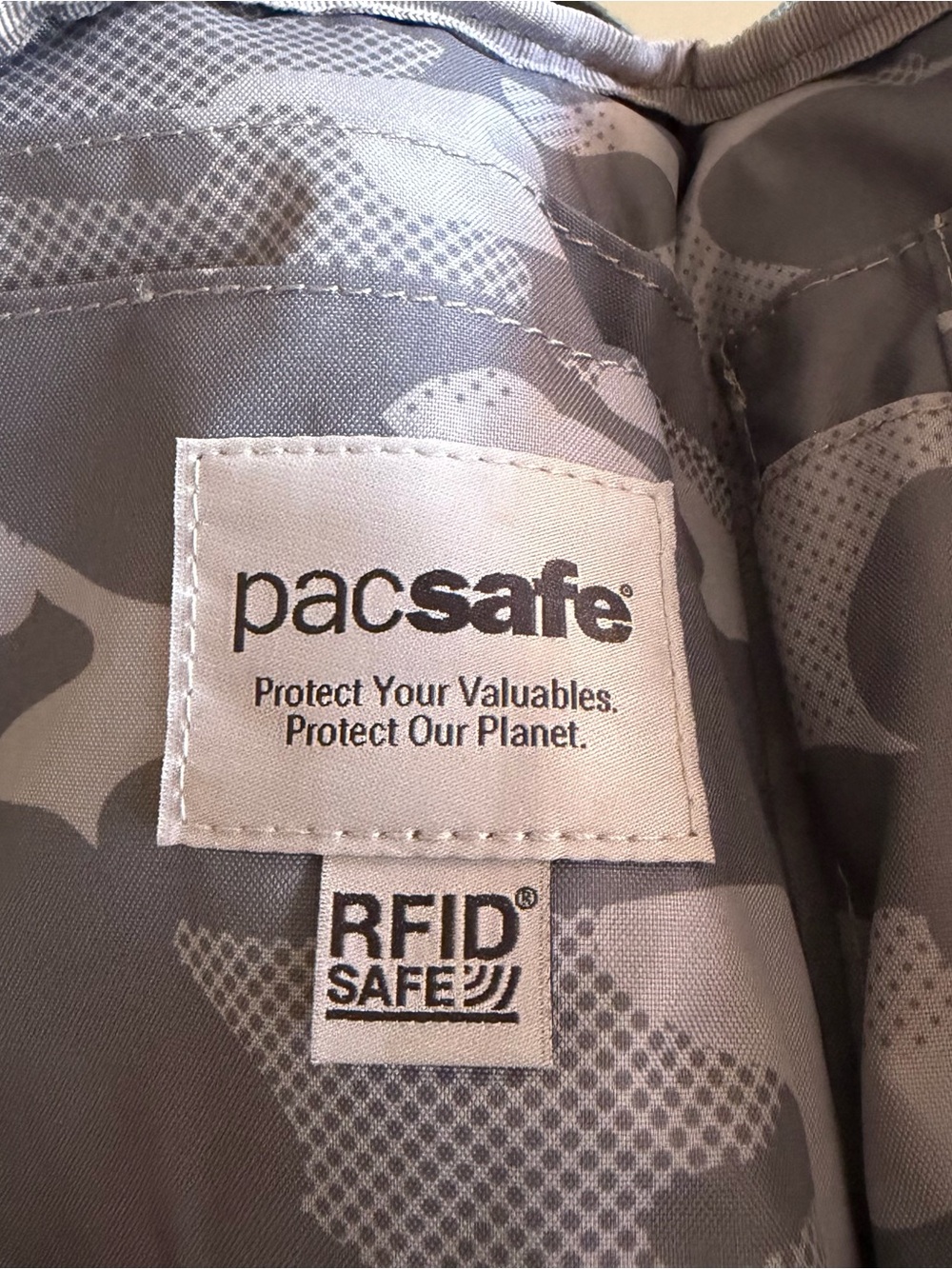 Pacsafe® GO Anti-Theft Tech Crossbody(Fresh Mint) - Picture 7 of 8